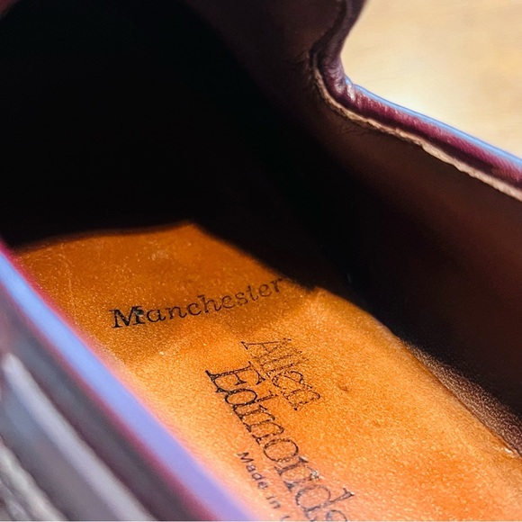 Allen Edmonds Burgundy Manchester Tassel Loafers 9 - Picture 7 of 8